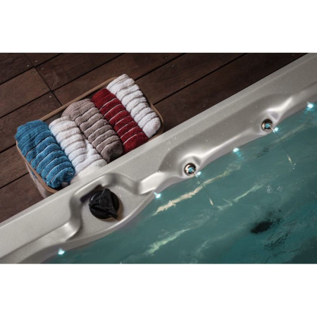 Плавательный спа бассейн Vortex Spas Hydrozone Exterme